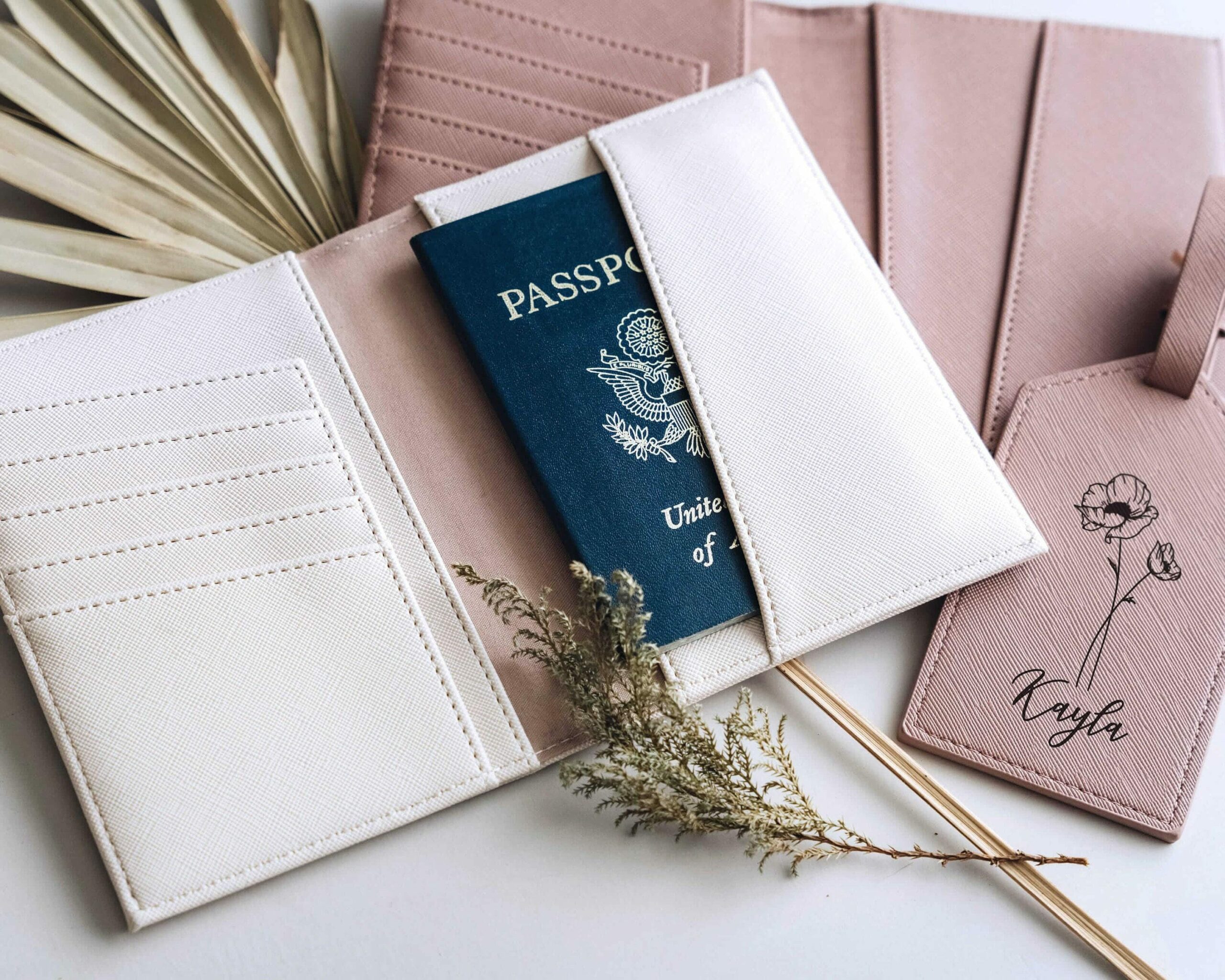 Birth Flower Passport Holder, Luggage Tag, Personalized Leather Passport Cover, Bridesmaid Gifts, Mother’s Day Gift for Women Birth Flower Passport Holder, Luggage Tag, Personalized Leather Passport Cover, Bridesmaid Gifts, Mother’s Day Gift for Women