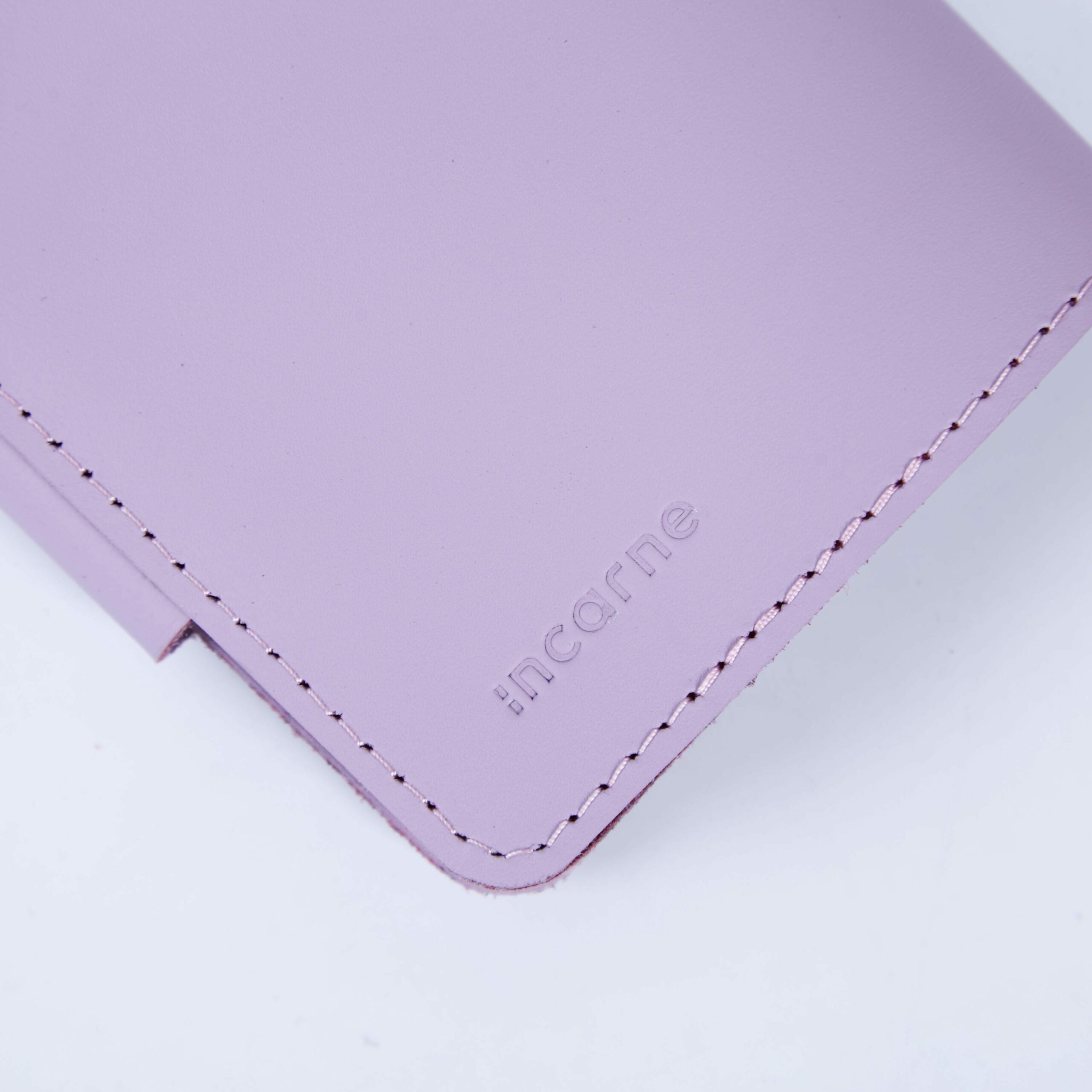 Leather Passport Holder with AirTag Slot, Wholesale Passport Sleeve, Personalized Leather Passport Case, Travel Gift for Colleagues Leather Passport Holder with AirTag Slot, Wholesale Passport Sleeve, Personalized Leather Passport Case, Travel Gift for Colleagues